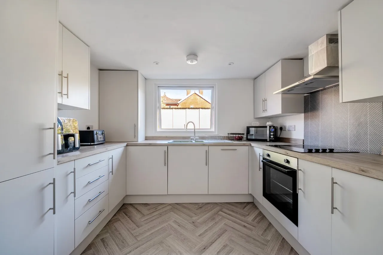 Anstey Road, Alton, GU34, photo 3