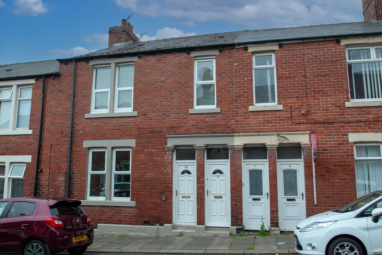 2 bed flat for sale, Shrewsbury Terrace, South Shields, NE33