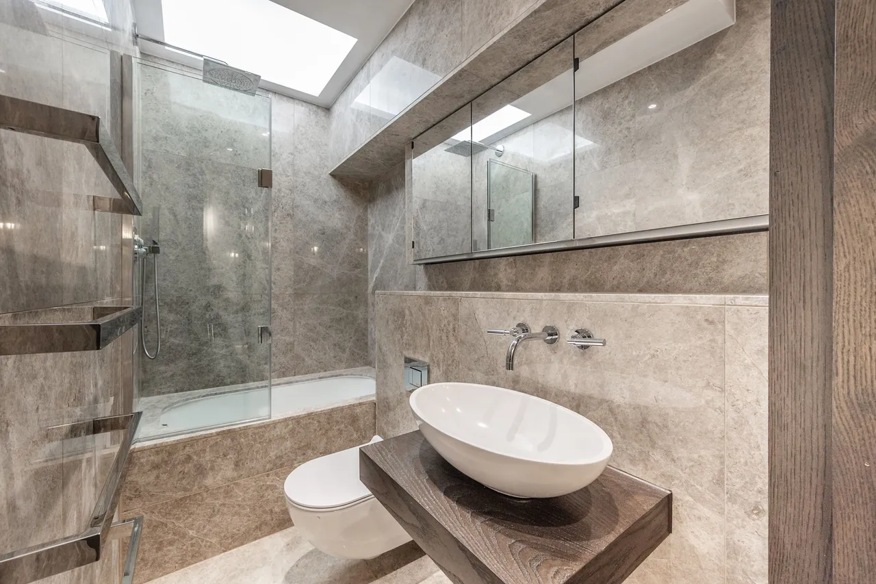 Flat 3, Logan House, 1 Logan Place, London, photo 11