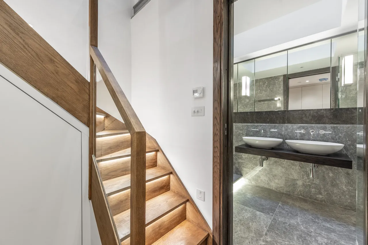 Flat 3, Logan House, 1 Logan Place, London, photo 8