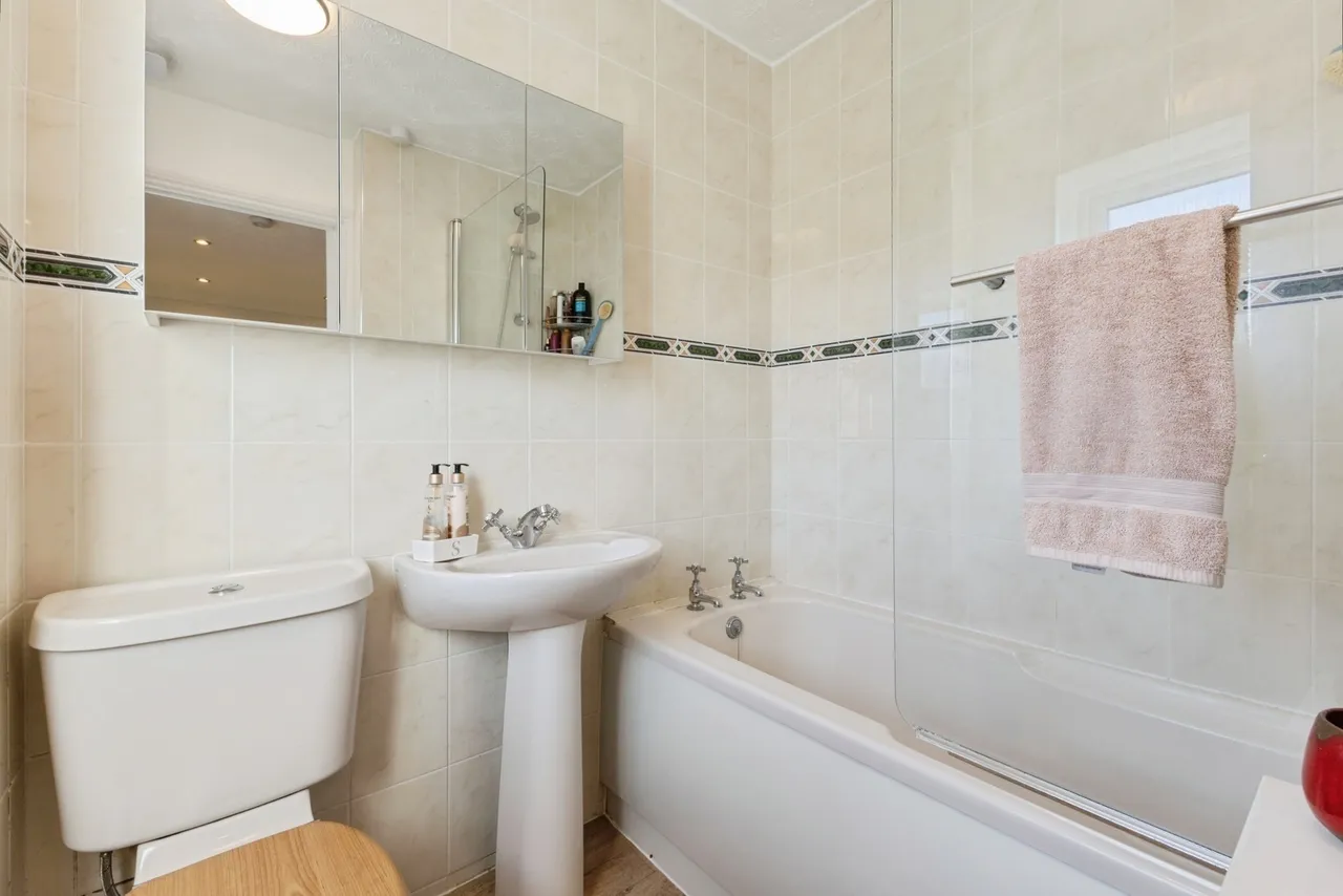 Briton Way, Wymondham, Norfolk, NR18, photo 12