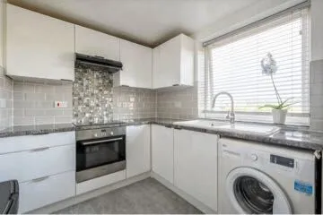 44 Grimsby Grove, London, photo 12