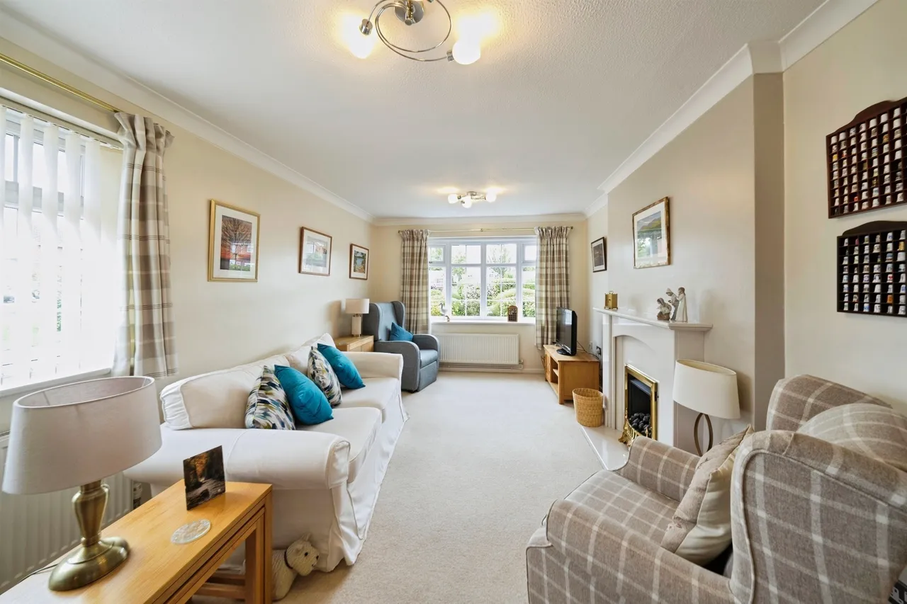 Allangate Close, Wirral, CH49, photo 3