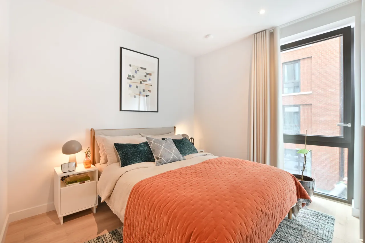 1 bed flat to rent — Apartment A-407, The Maple, 10 Aviator Drive, London
