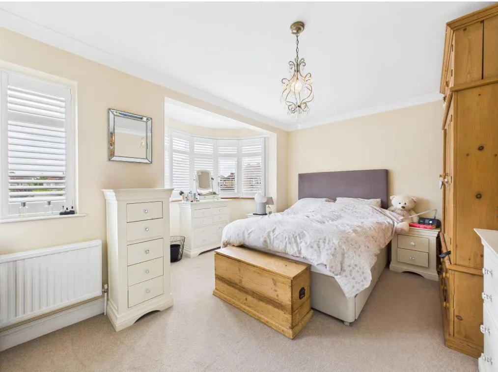 Victoria Road, Ruislip, HA4 0EP, photo 7