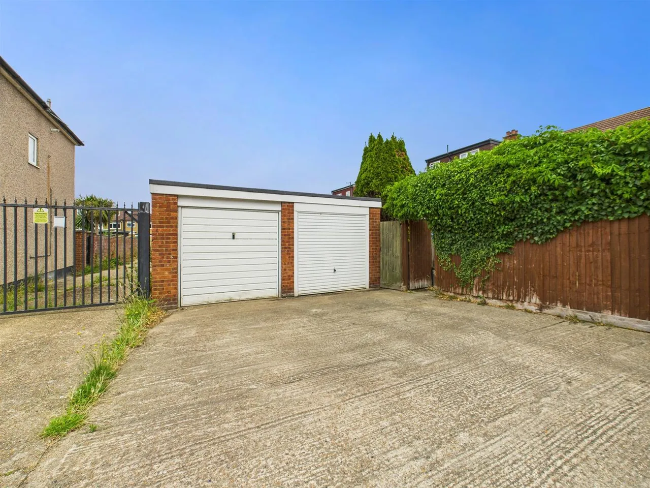 Victoria Road, Ruislip, HA4 0EP, photo 13