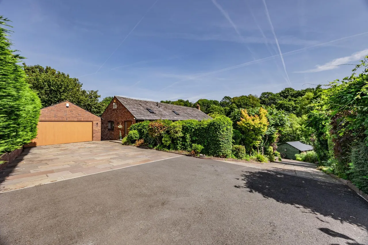 Chorley Road, Standish, WN1, photo 69