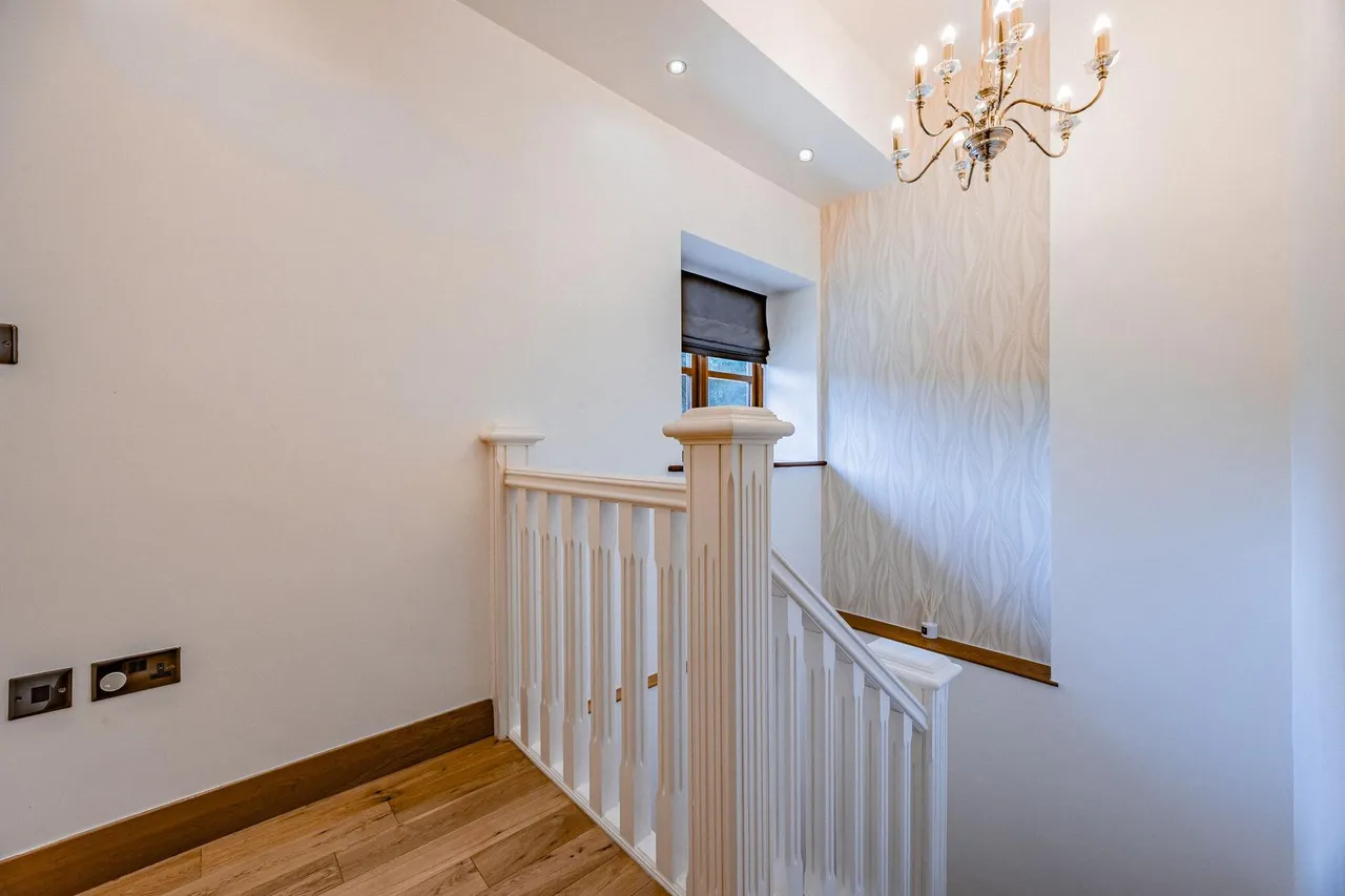 Chorley Road, Standish, WN1, photo 32