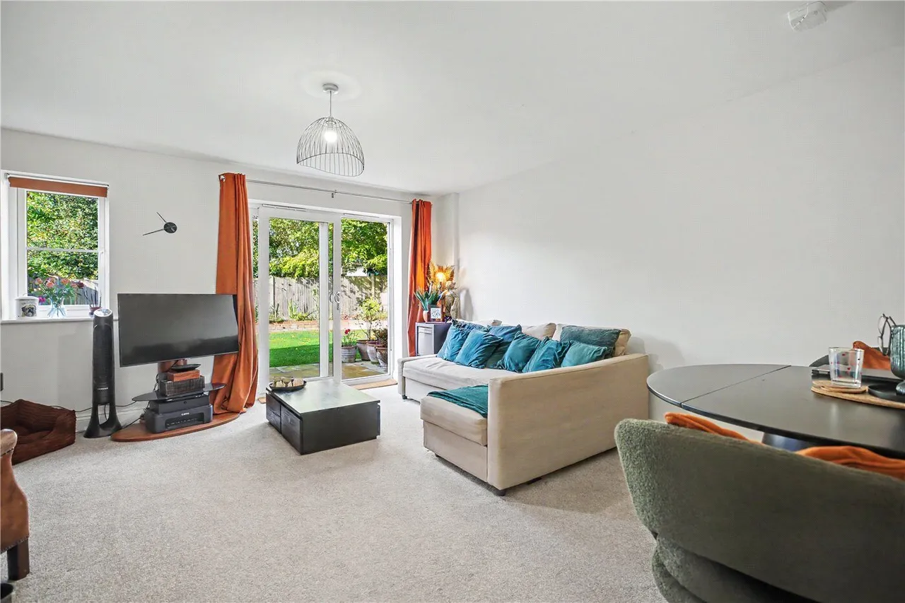 Church Farm Close, Bramerton, NR14, photo 3