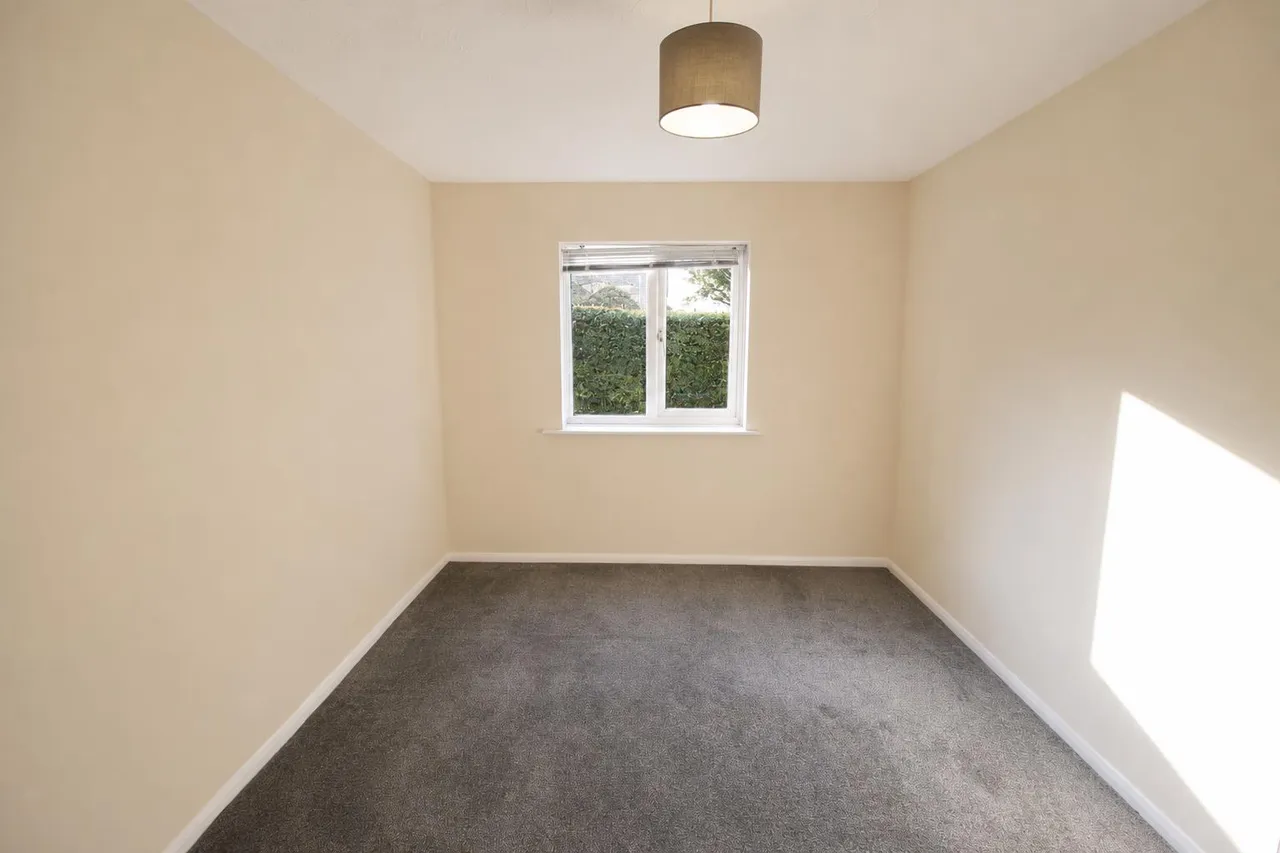 Aylesbury, Buckinghamshire, HP21 7LW, photo 9