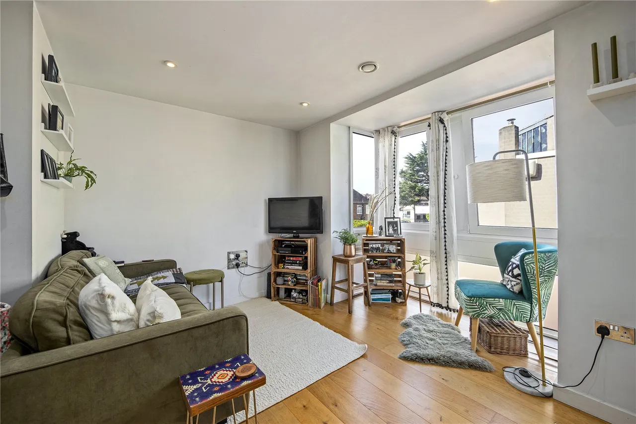 Old Lodge Place, St Margarets, TW1, photo 7