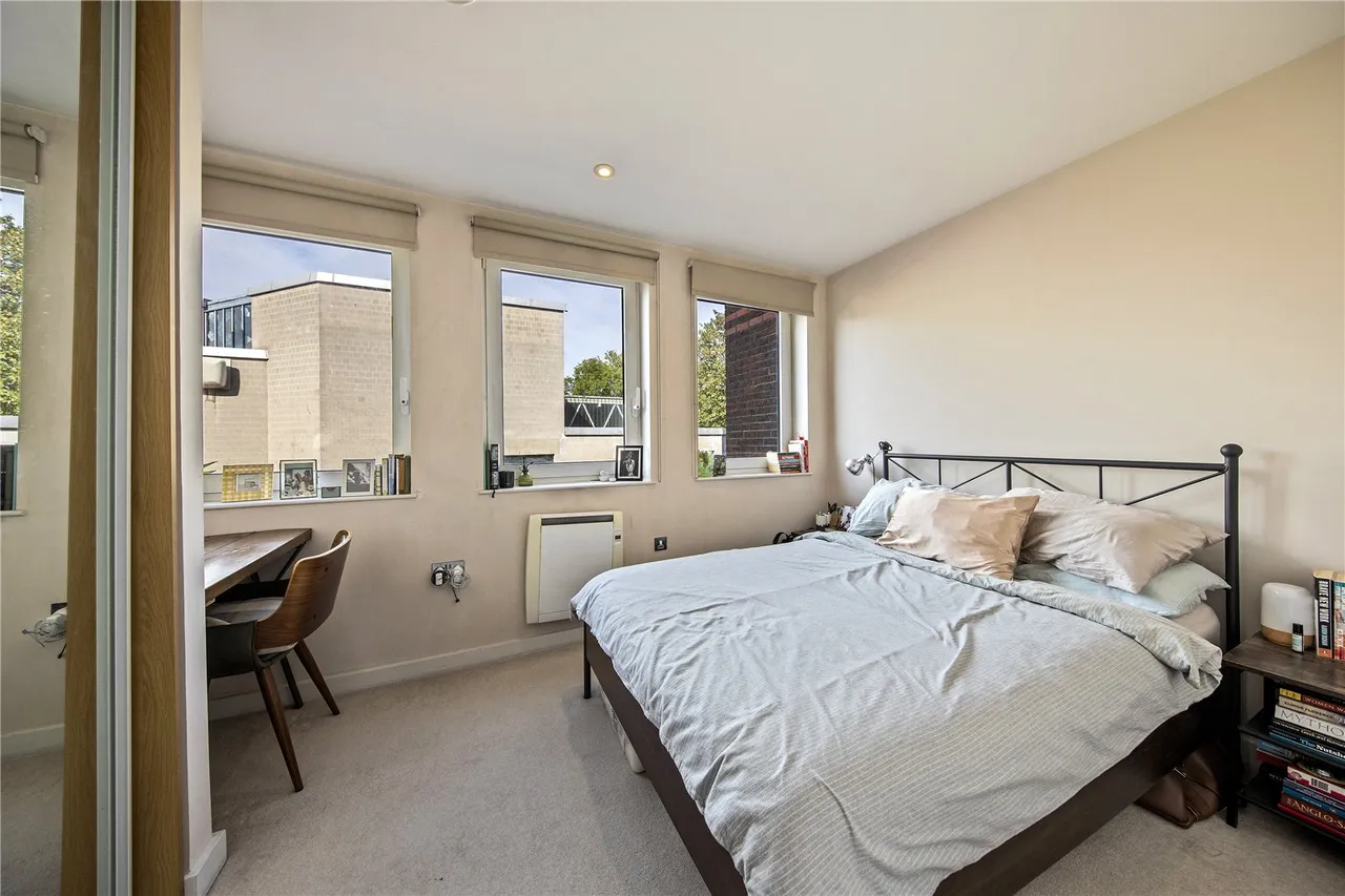 Old Lodge Place, St Margarets, TW1, photo 3