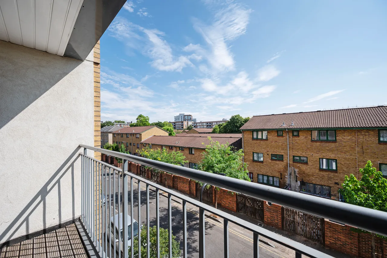 Flat 4 Hanover Court, 5 Stean Street, London, photo 12