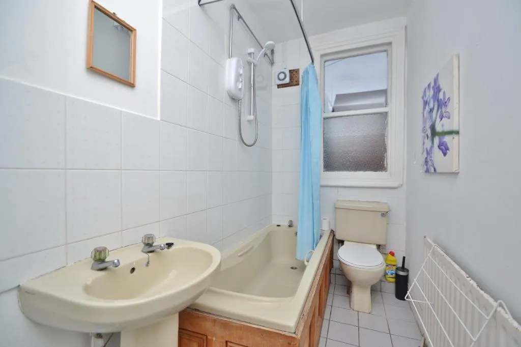 Methley Mount, Chapel Allerton, LS7, photo 5