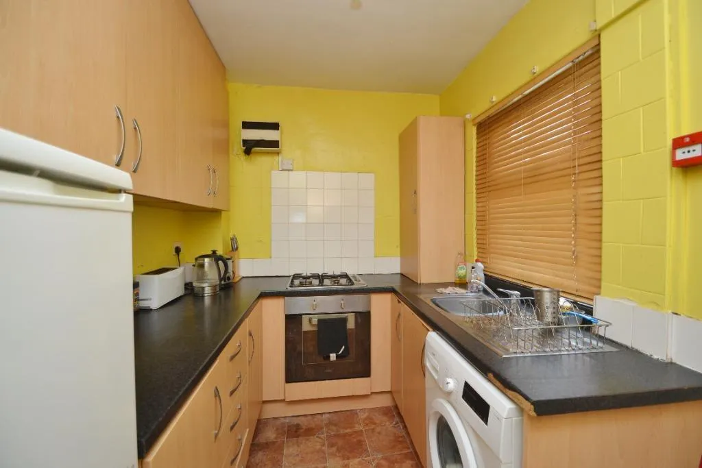 Methley Mount, Chapel Allerton, LS7, photo 4
