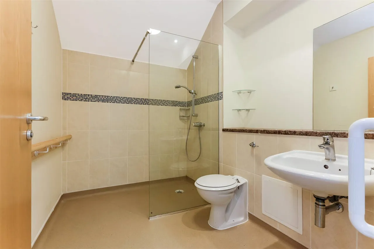 Lesmahagow, Lanark, South Lanarkshire, ML11, photo 4