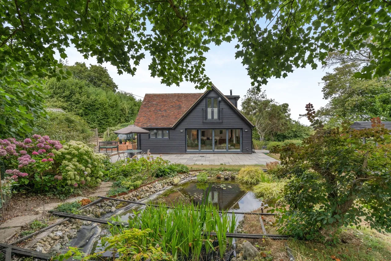4 bed house for sale — Shelvin Lane, Wootton, Canterbury, Kent, CT4 6RH