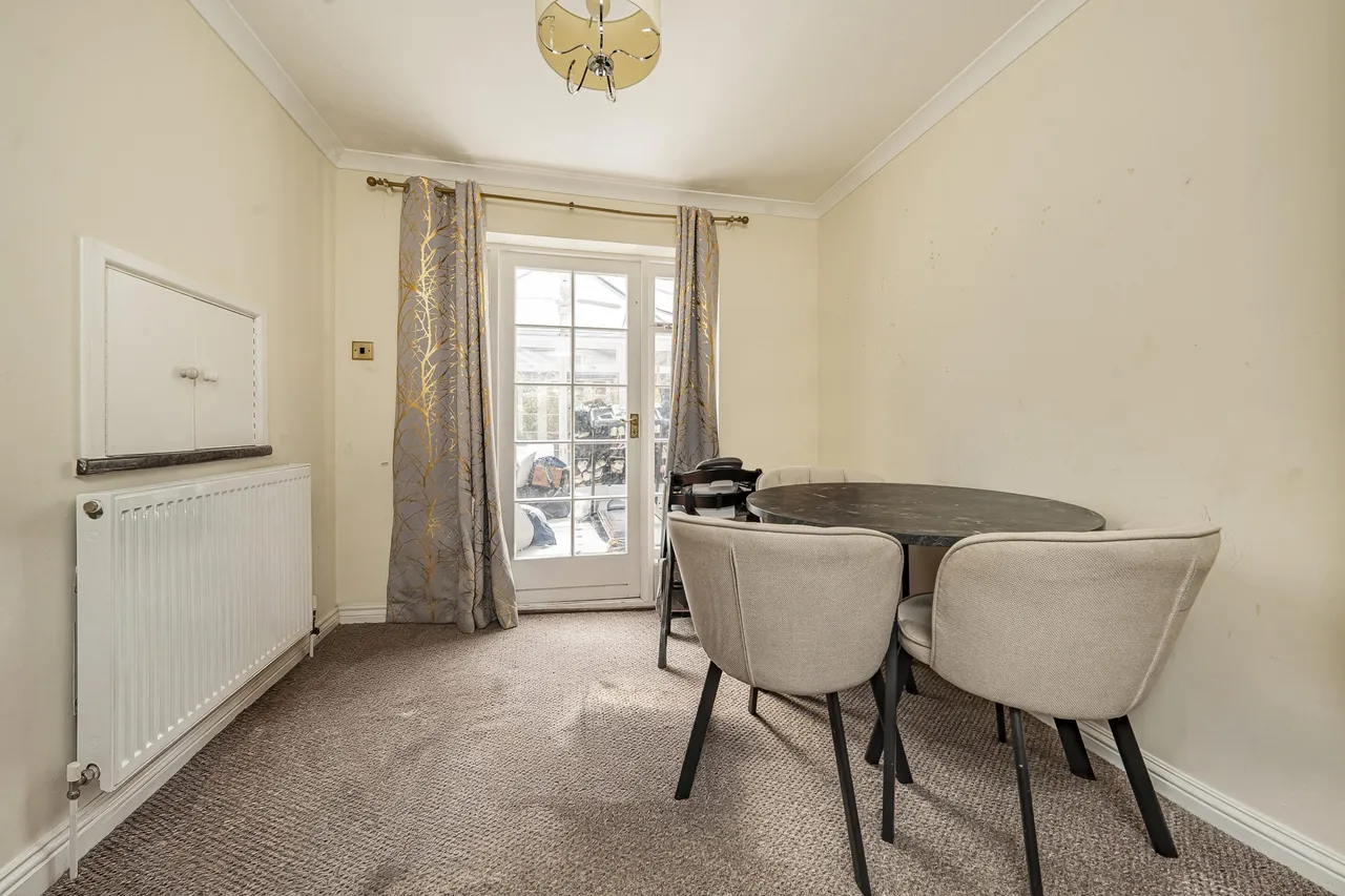 Little Woodlands, Windsor, Berkshire, SL4 3RF, photo 5