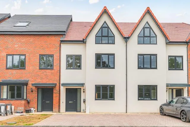 Osbourne Gardens, Aylesbury, HP21, photo 2