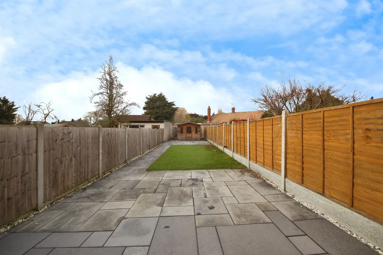 Tennyson Road, ROMFORD, Essex, RM3, photo 15