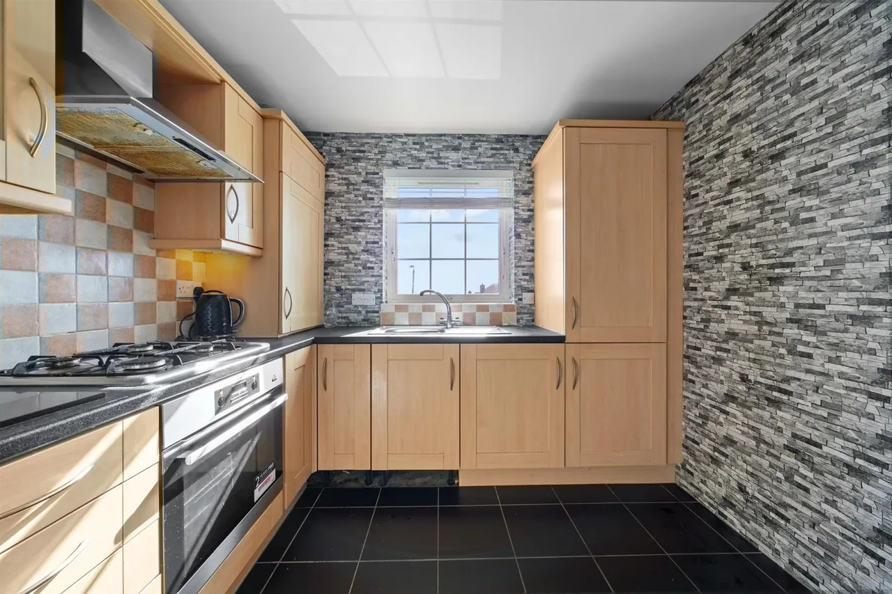 Mount Eagles Avenue, Dunmurry, BT17, photo 11