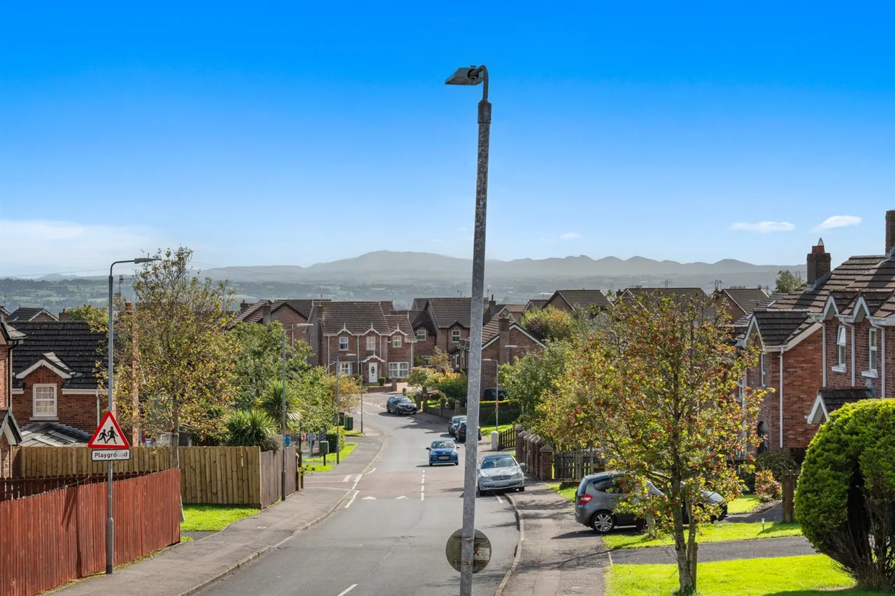 Mount Eagles Avenue, Dunmurry, BT17, photo 22