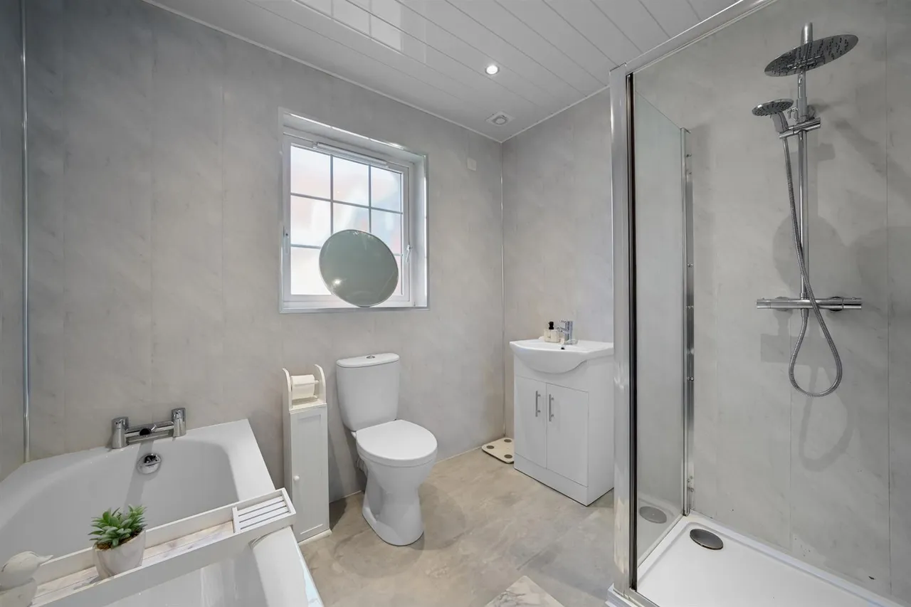 Mount Eagles Avenue, Dunmurry, BT17, photo 16