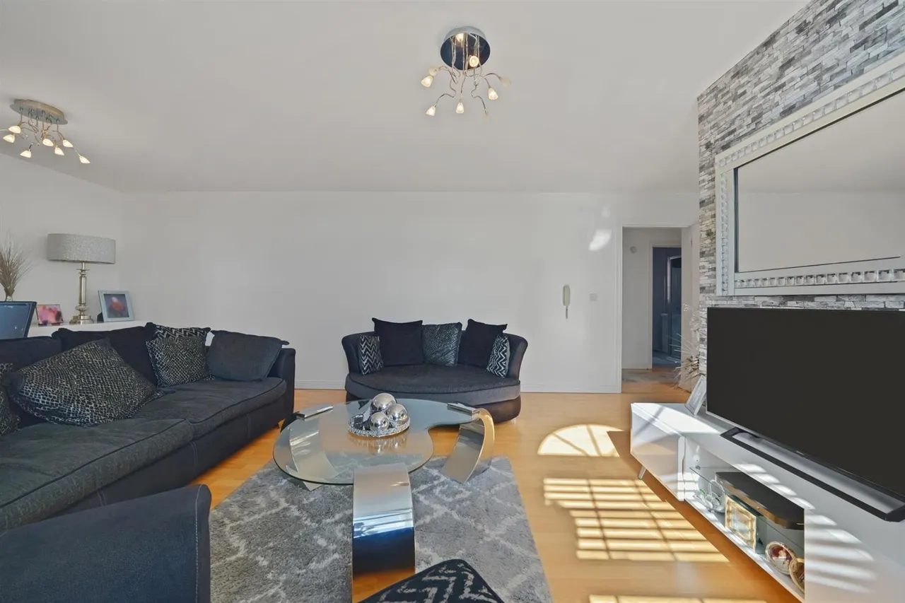 Mount Eagles Avenue, Dunmurry, BT17, photo 8
