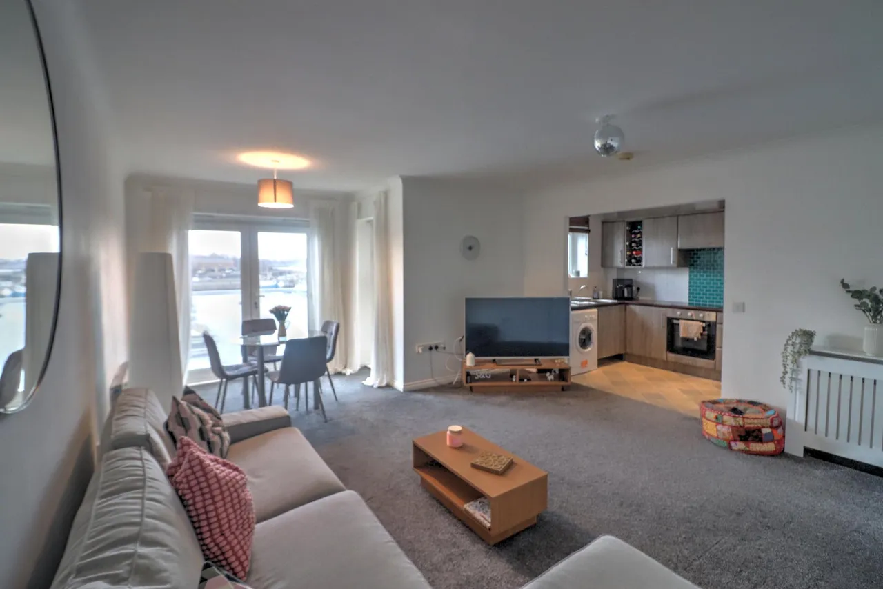 2 bed flat for sale, Commissioners Wharf, North Shields, NE29