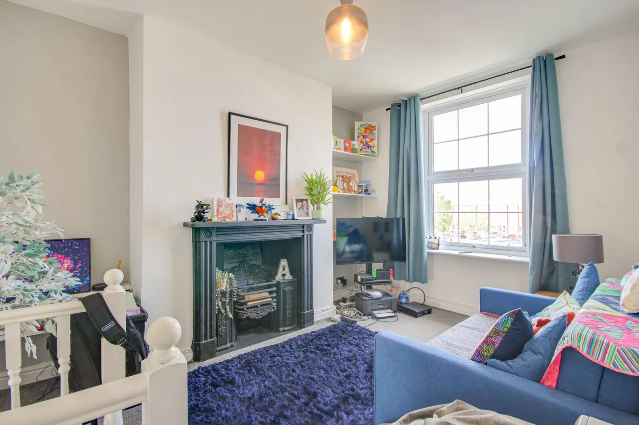 Worcester Street, Kingsholm, Gloucester, GL1, photo 4