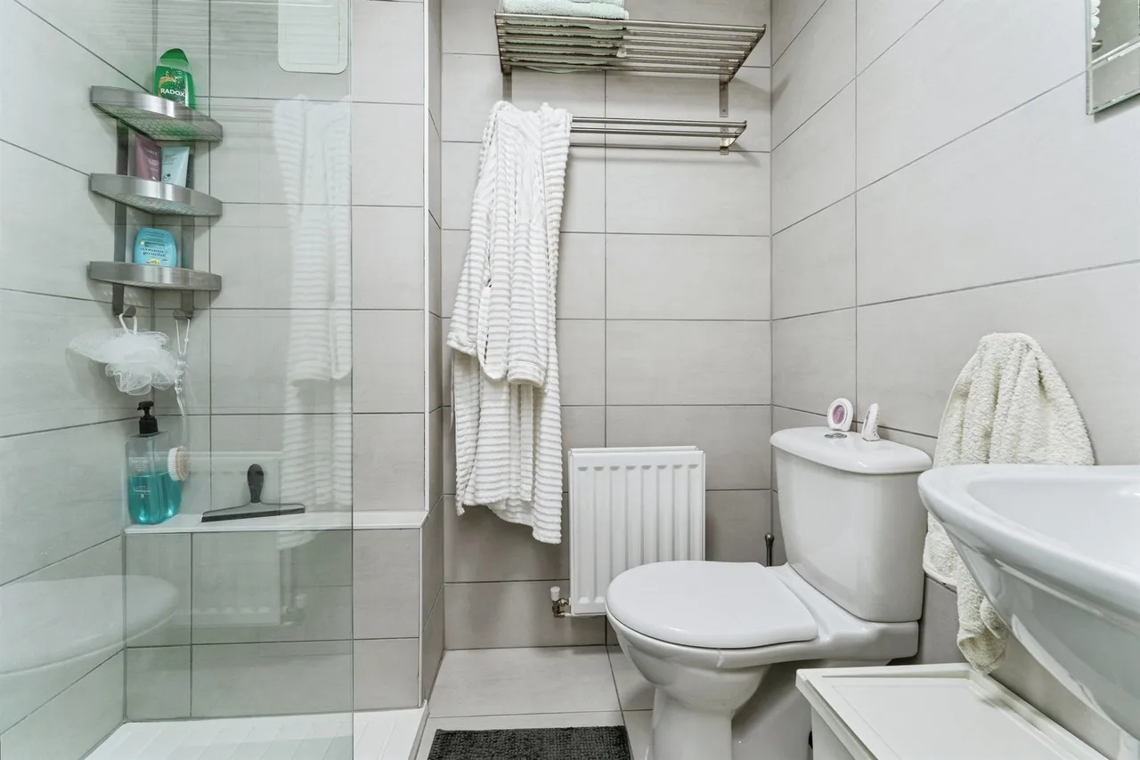 Merivale Way, ELY, photo 6