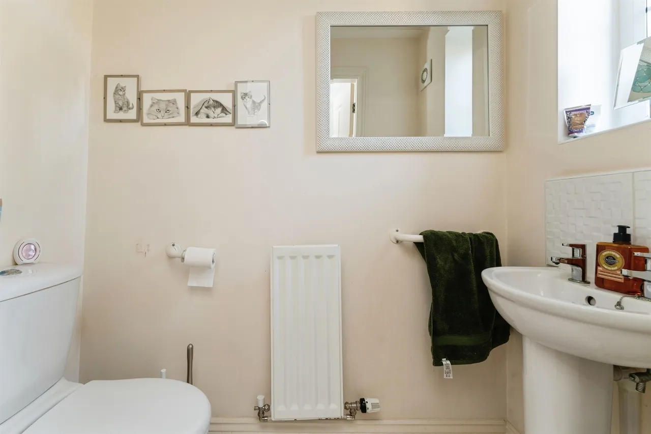 Merivale Way, ELY, photo 8