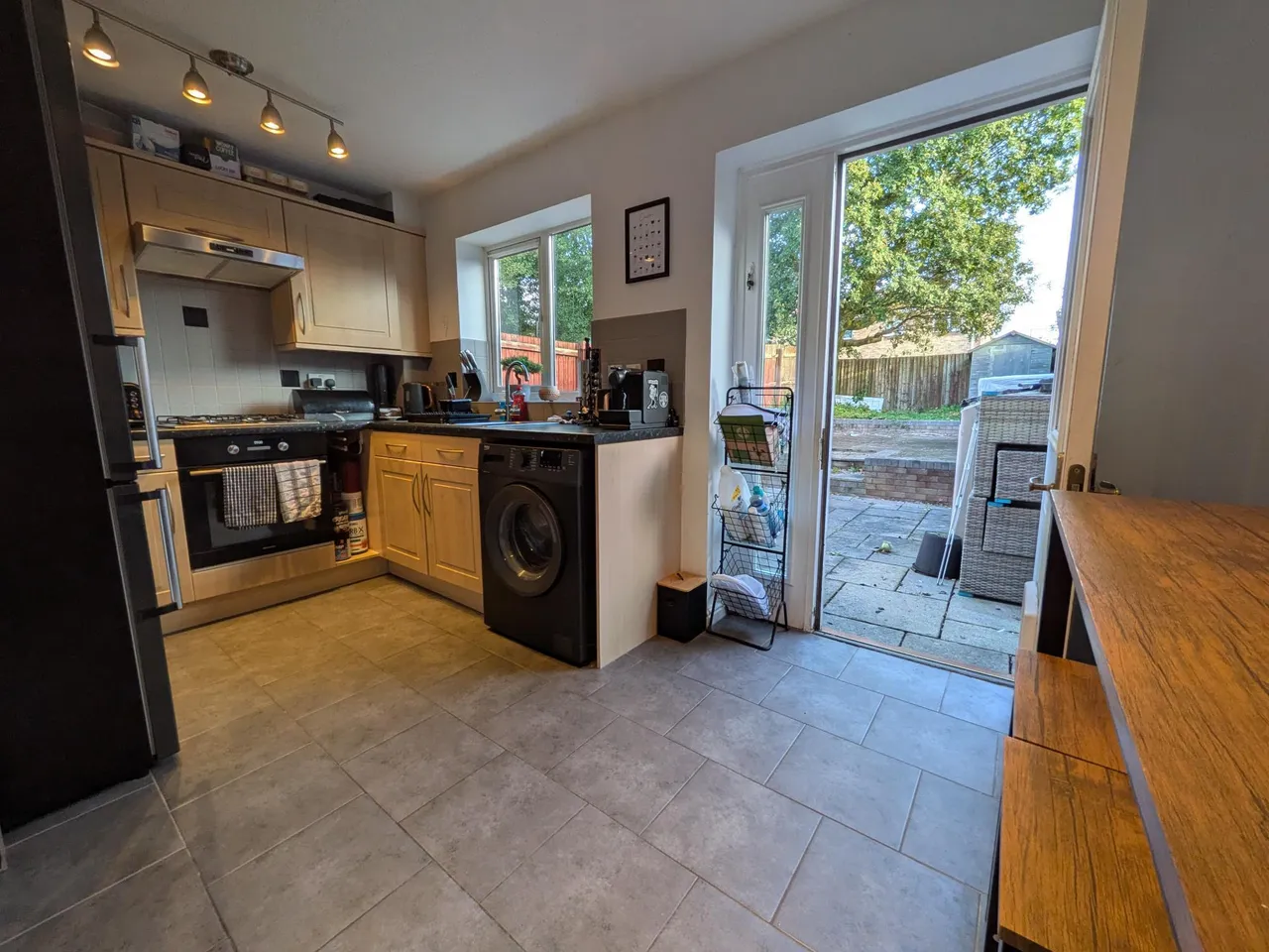 Cae Garw, Llantwit Fardre, CF38, photo 2