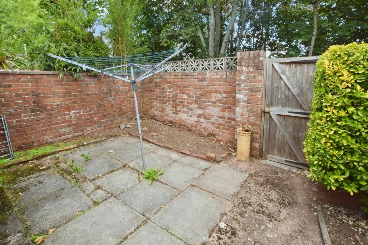 Priory Road, photo 12