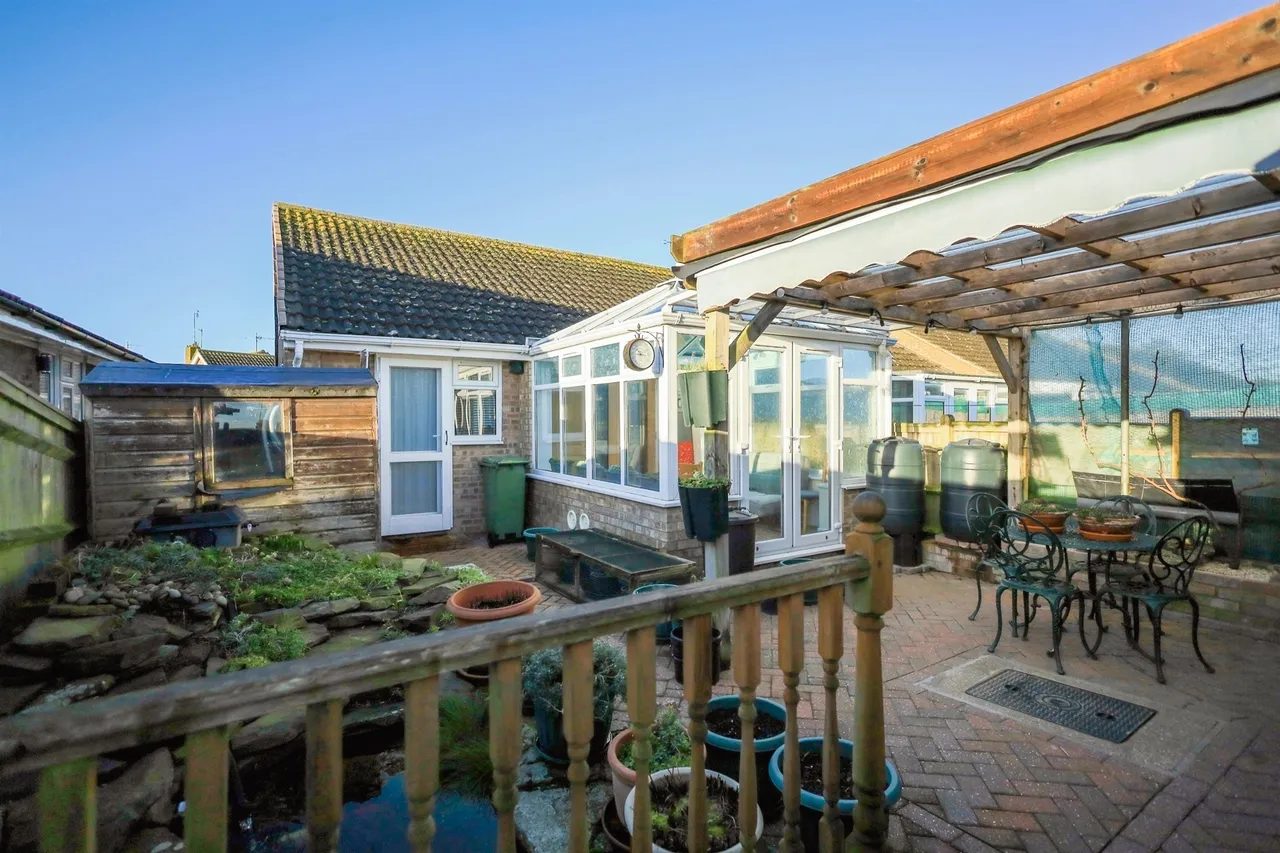Chaucer Walk, Eastbourne, BN23, photo 13