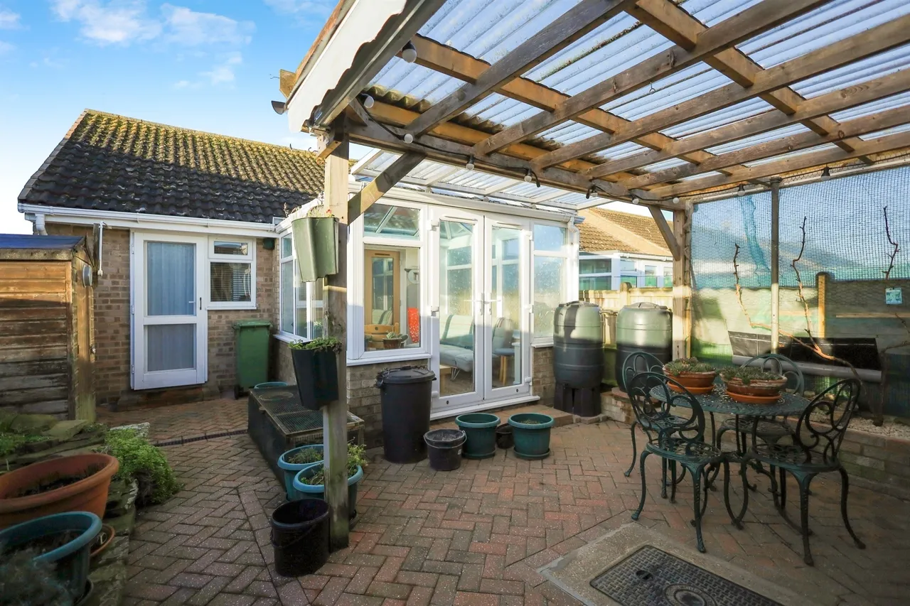 Chaucer Walk, Eastbourne, BN23, photo 12