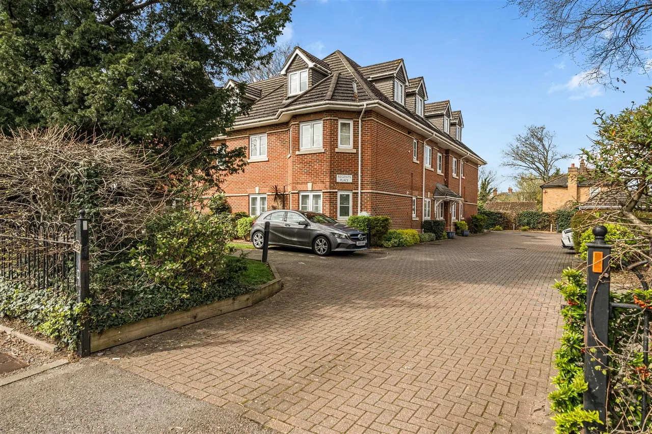 Bath Road, Maidenhead, SL6 4JX, photo 15