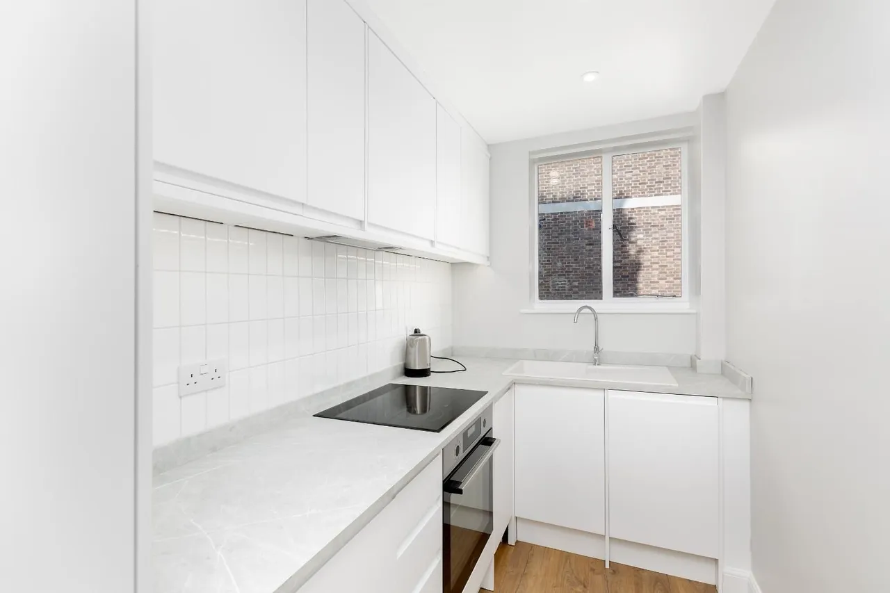 Haverstock Hill Belsize Park, London NW3 4RS, photo 2