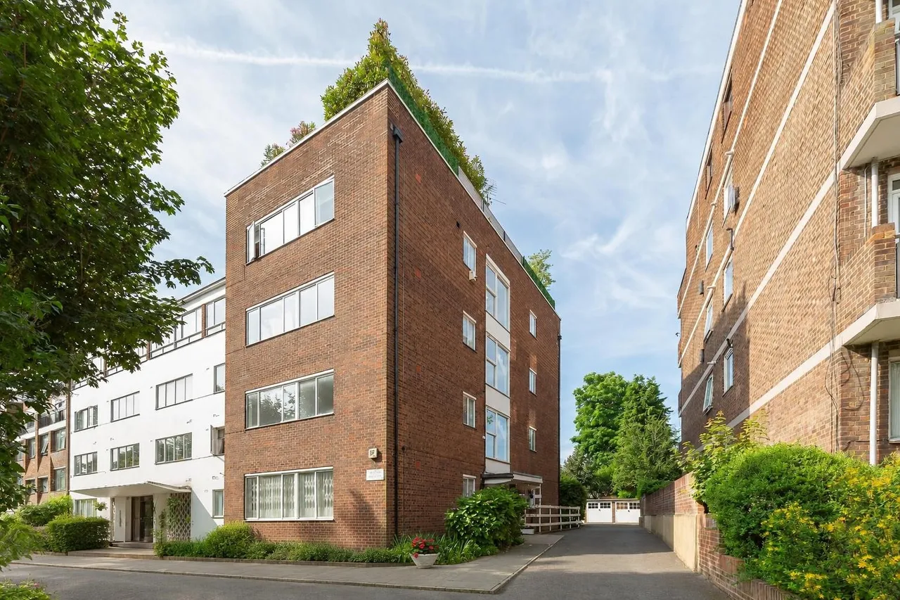 Haverstock Hill Belsize Park, London NW3 4RS, photo 7