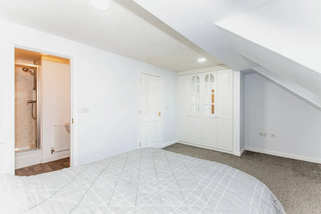 Sissinghurst Drive, Kettering, NN14, photo 20