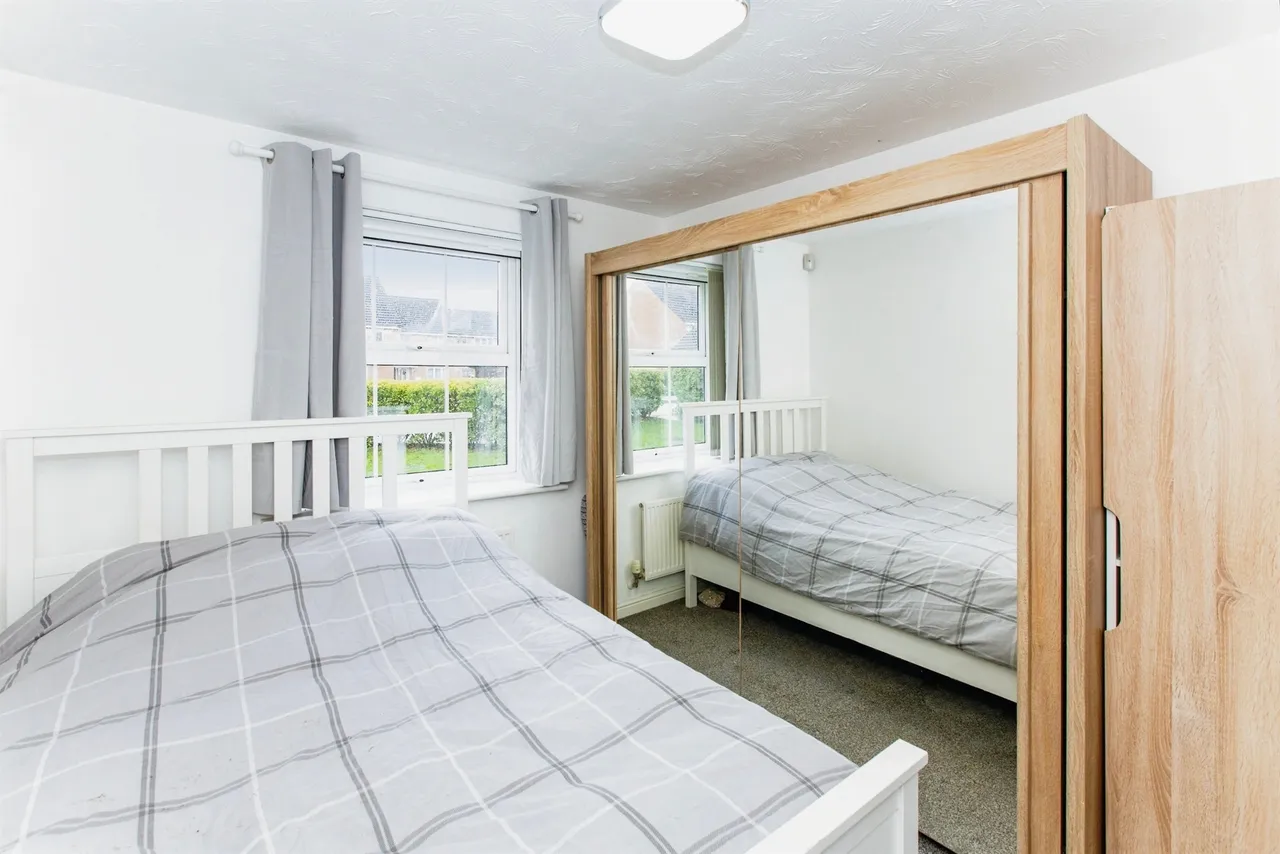 Sissinghurst Drive, Kettering, NN14, photo 16