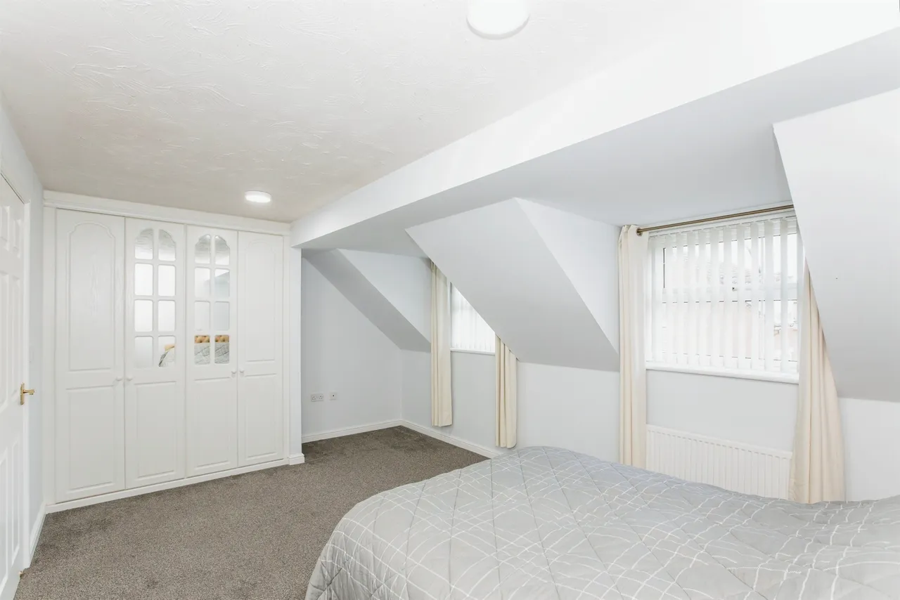 Sissinghurst Drive, Kettering, NN14, photo 19