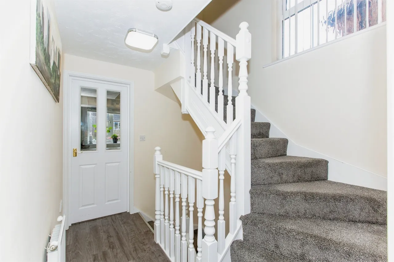 Sissinghurst Drive, Kettering, NN14, photo 15