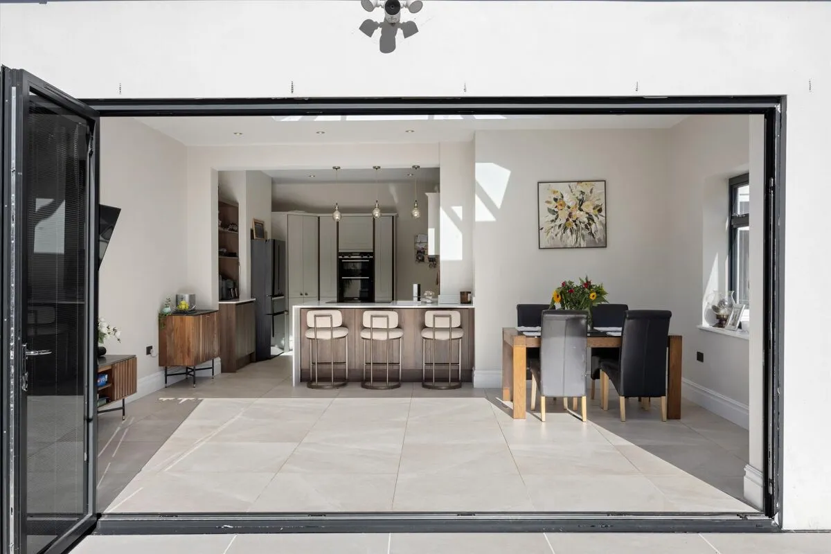 London Road, Cheltenham, GL52, photo 4