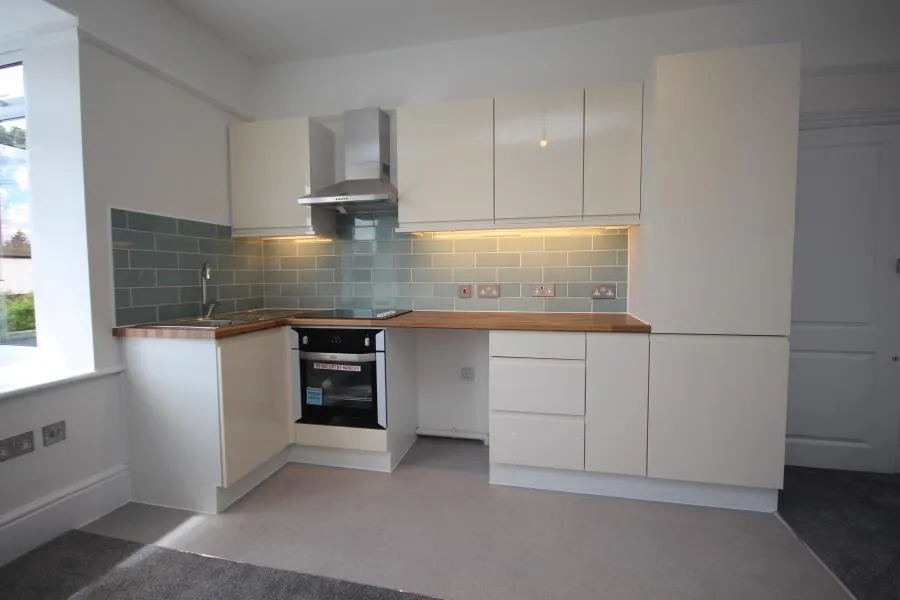 Kingsway, Woking, GU21, photo 2