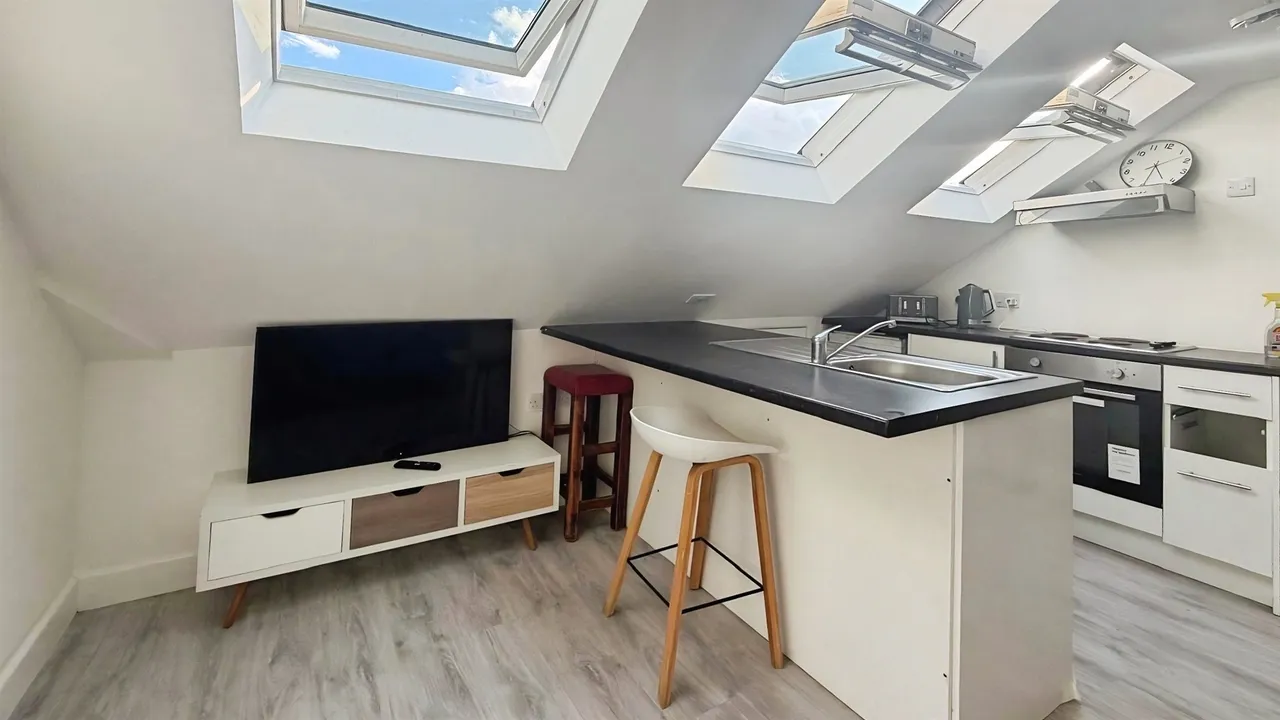 Rosemary Road, Clacton-On-Sea, CO15, photo 15