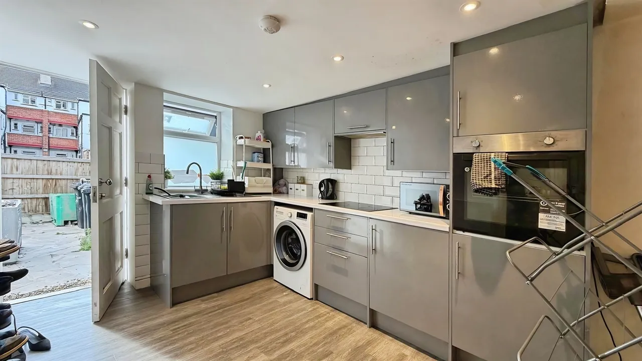 Rosemary Road, Clacton-On-Sea, CO15, photo 11