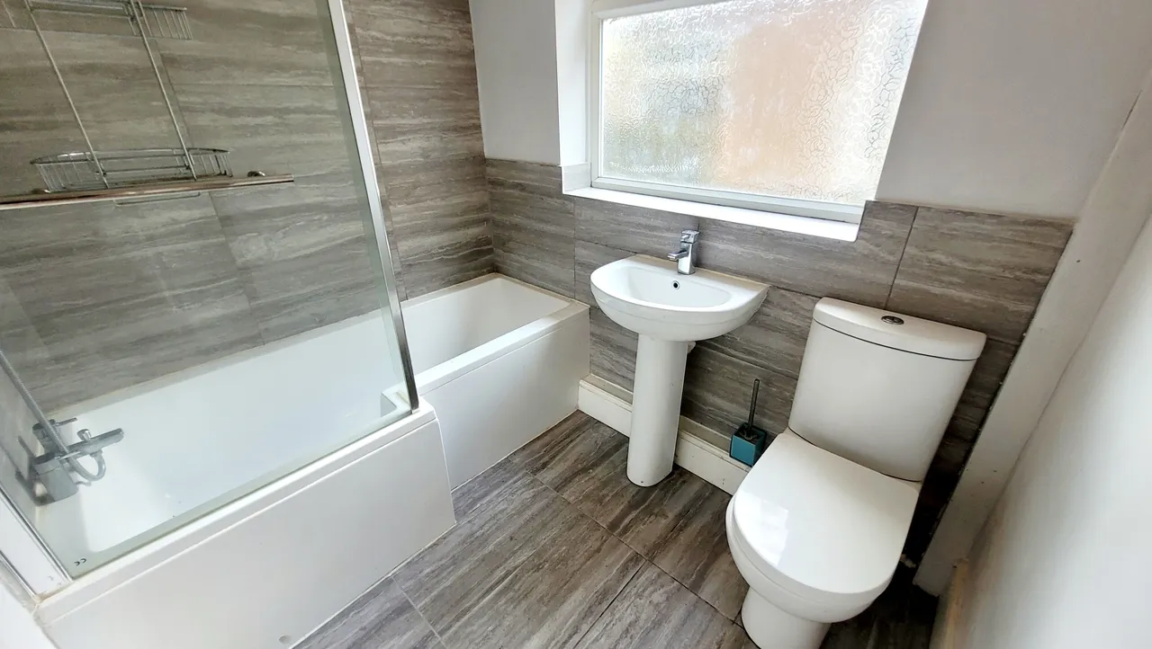 James Street, Coalville, LE67, photo 5