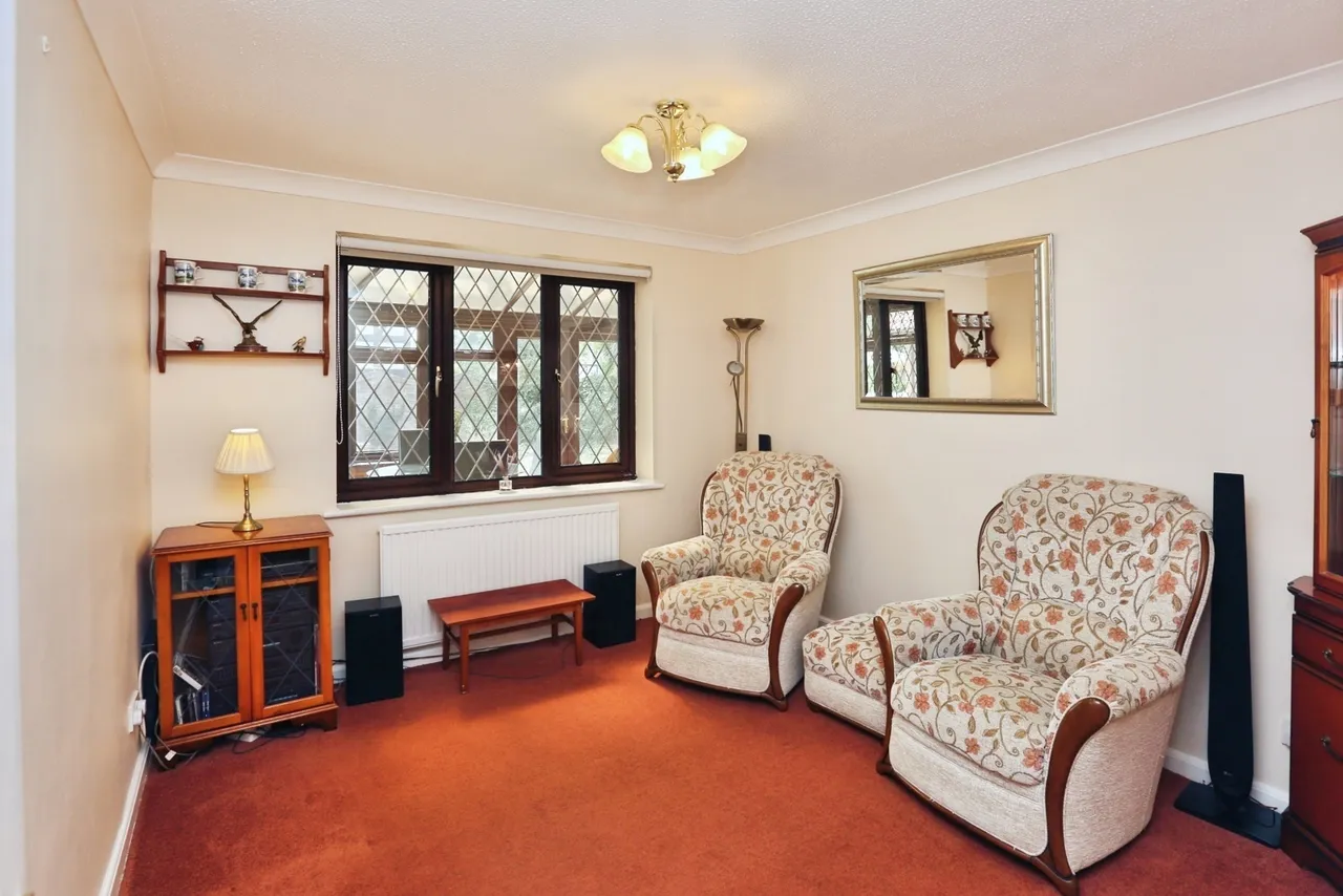 Brook Lane, Sarisbury Green, SO31, photo 16