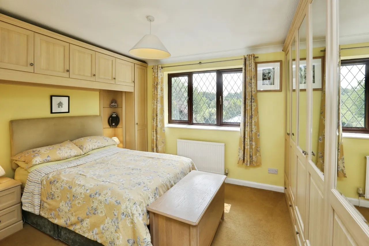 Brook Lane, Sarisbury Green, SO31, photo 21
